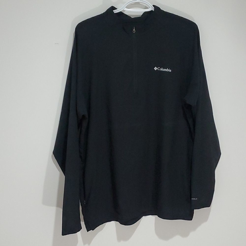 columbia medium black omni-wick light jacket